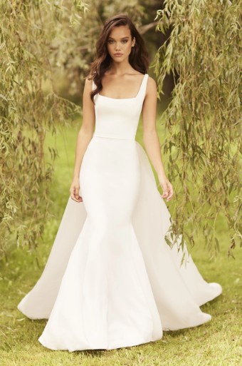Paloma Blanca Style #P5087 #0 Natural thumbnail