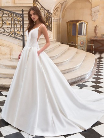 Enzoani Style #MIRREN #0 Ivory thumbnail