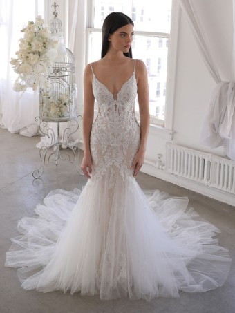 Enzoani Style #Oaklyn **DISCONTINUED AS OF 9/30/24** #0 Ivory/Nude thumbnail
