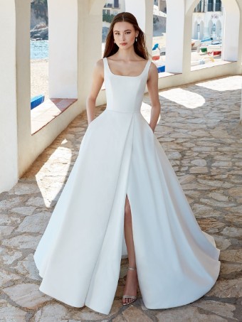 Enzoani Style #Arlette **DISCONTINUED AS OF 9/30/24** #0 Ivory thumbnail
