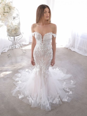 Enzoani Style #OLENKA **DISCONTINUED AS OF 9/30/24** #0 Ivory/Nude thumbnail