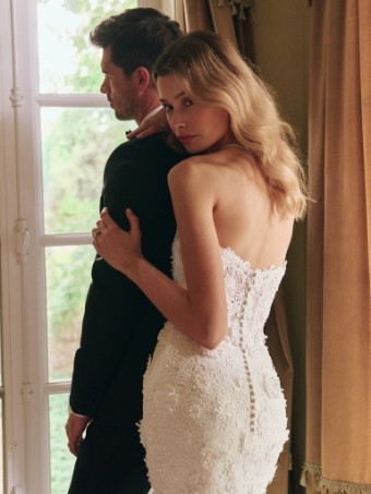 Maggie Sottero  Style #WARNER (25SB304A01 - Unlined bodice) #4 Ivory thumbnail
