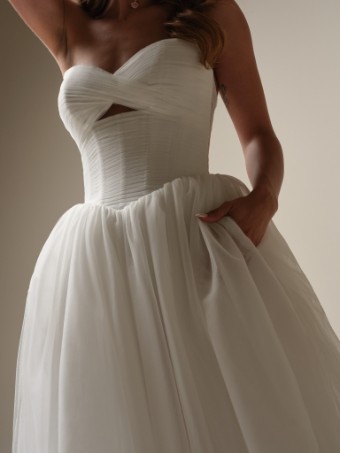 Maggie Sottero  Style #EVAN (25MC317A01 - Keyhole) #1 Ivory (gown with Natural Illusion) thumbnail