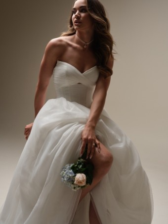 Maggie Sottero  Style #EVAN (25MC317A01 - Keyhole) #0 Ivory (gown with Natural Illusion) thumbnail