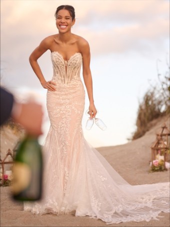 Maggie Sottero  Style #BENJIE ROYALE (25MB841B01 - Lined Bodice, Chantilly Lace) #2 Ivory thumbnail