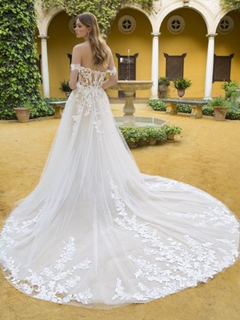 Enzoani Style #PETUNIA #1 Ivory/Nude thumbnail